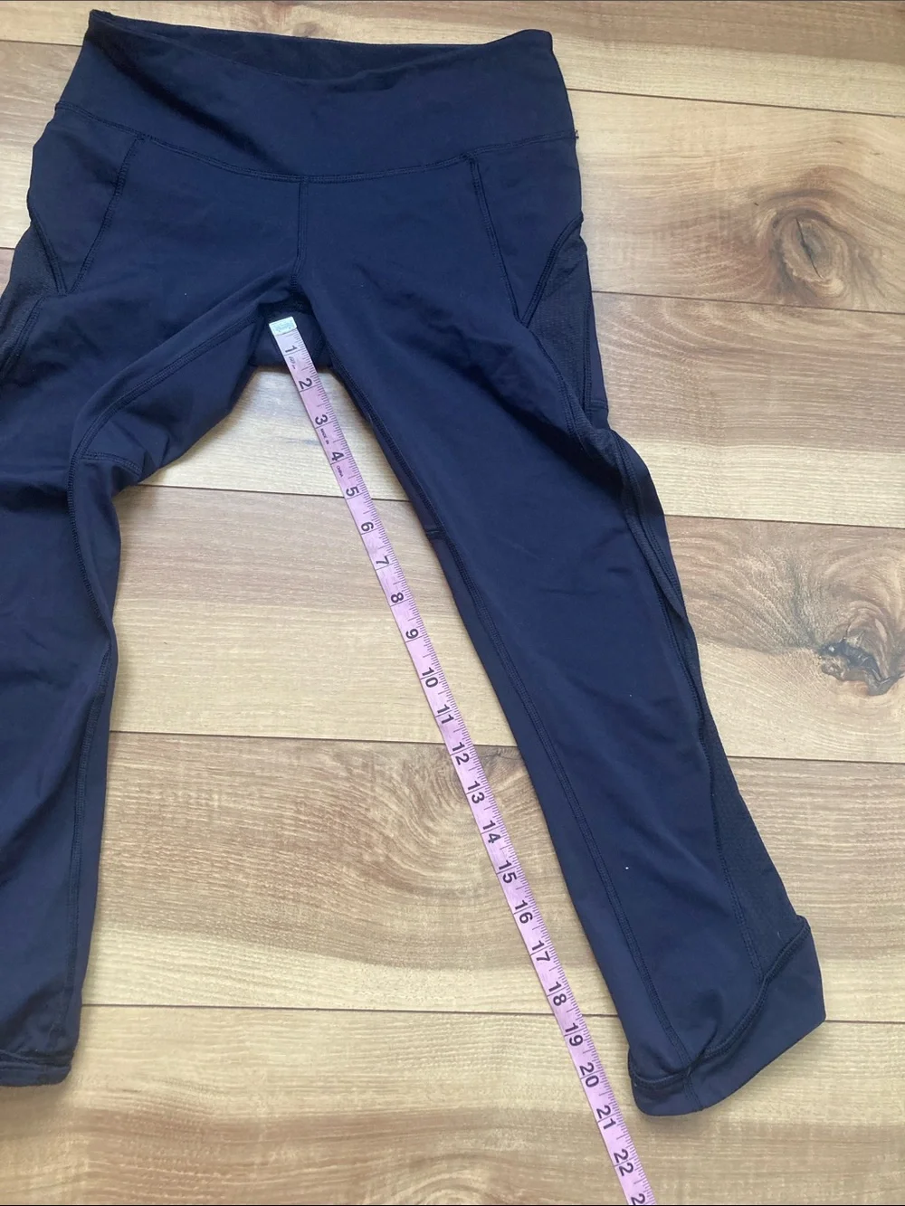 Lululemon Navy Blue Side Mesh Panel Capri Leggings
